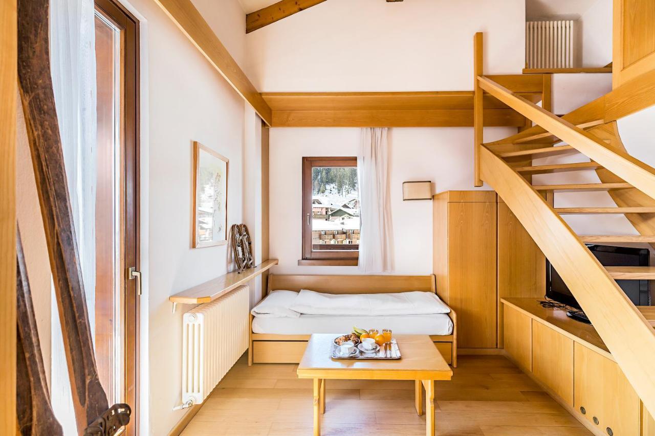 Hotel Cristiania Madonna di Campiglio Exterior photo
