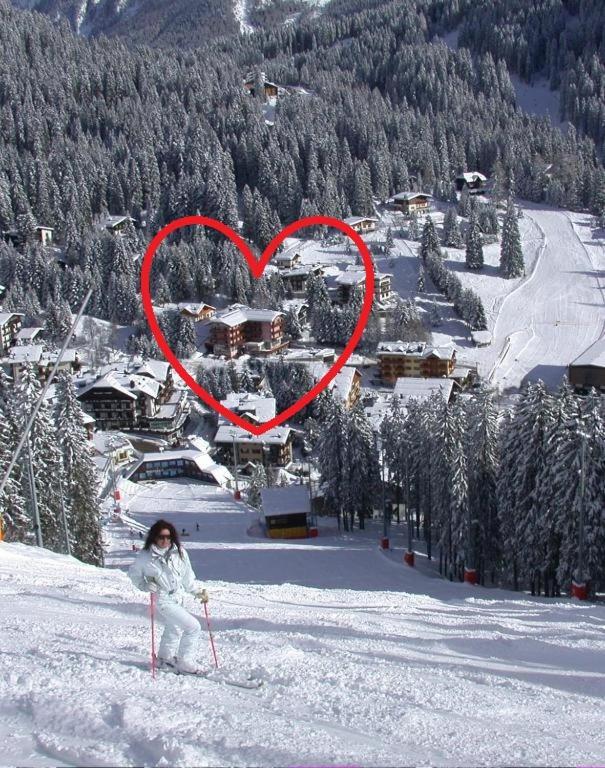 Hotel Cristiania Madonna di Campiglio Exterior photo